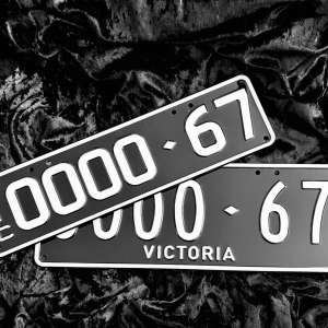 000067 Victoria Rego Plate